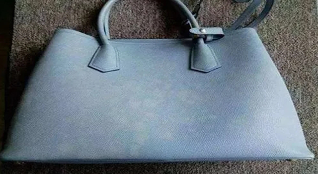 工廠手袋發(fā)霉怎么辦?霉博士教你擺脫霉菌困擾!