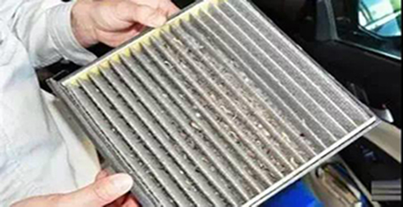 汽車空調(diào)發(fā)霉 汽車空調(diào)發(fā)霉